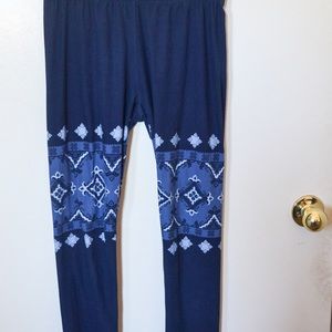 Tribal print leggings